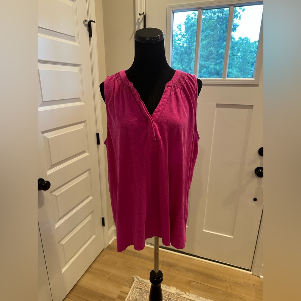 Crown and Ivy Women's Sleeveless Tops-XXL